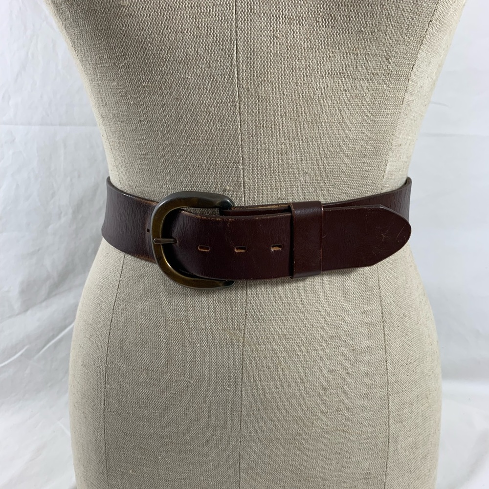 Vintage Miller's Outpost 80s leather belt and buckle size 40 large